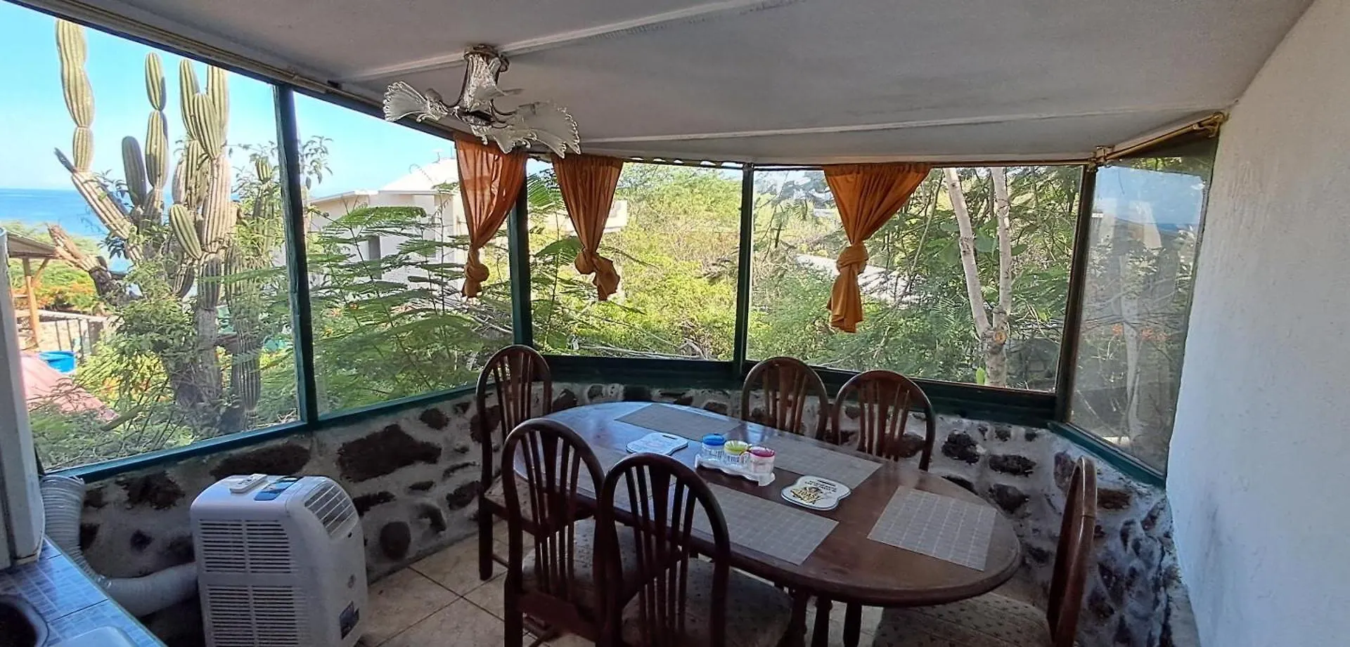 Cabanas Don Jorge - Cabana Espanola San Cristobal